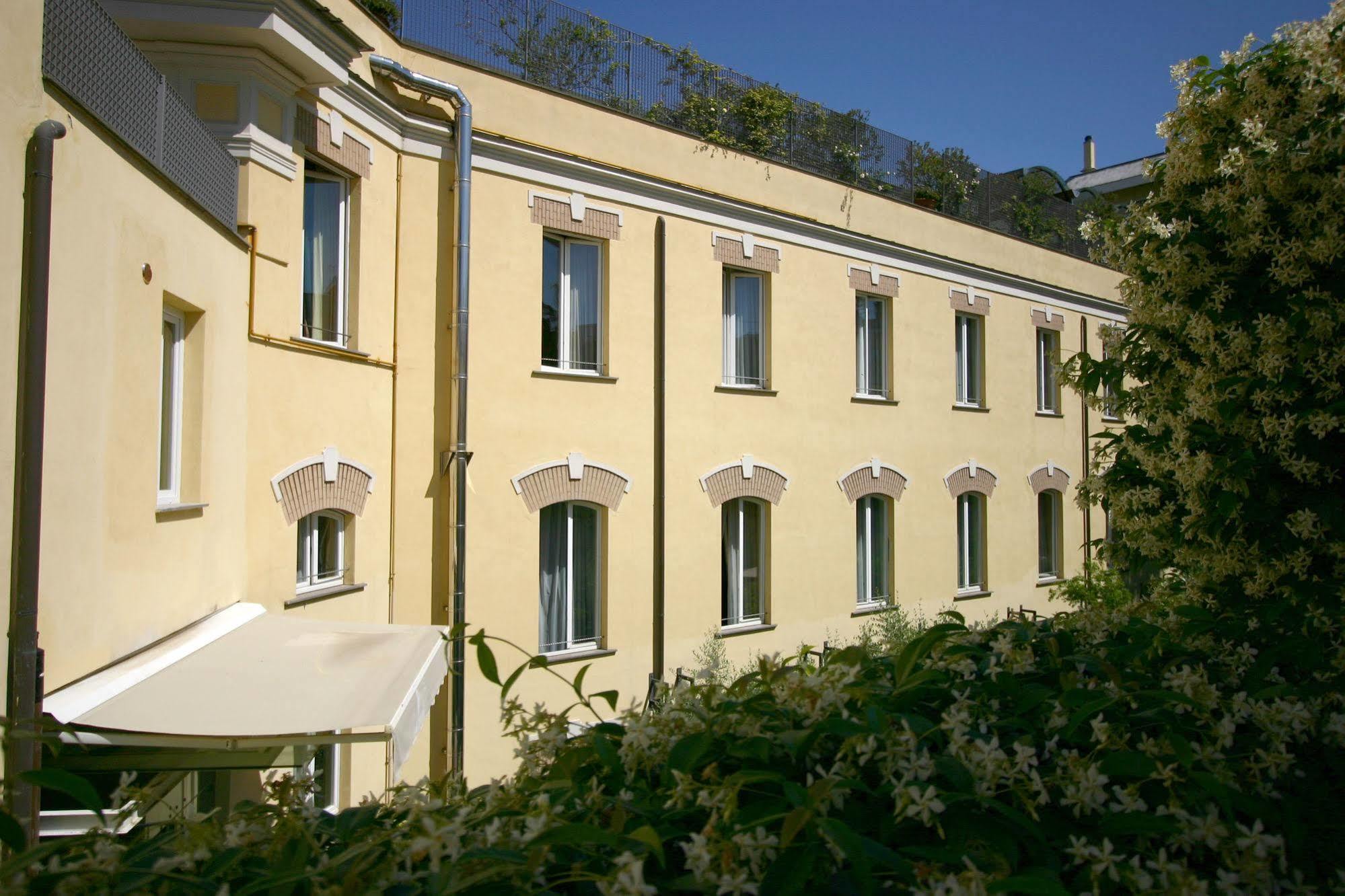 Ateneo Garden Palace Rom Eksteriør billede